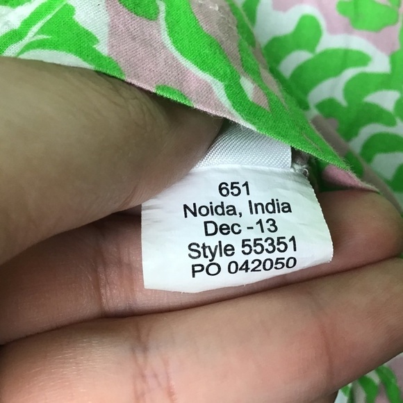 LILLY Pulitzer Sarasota Sunnyside Lion Tunic - Picture 7 of 8